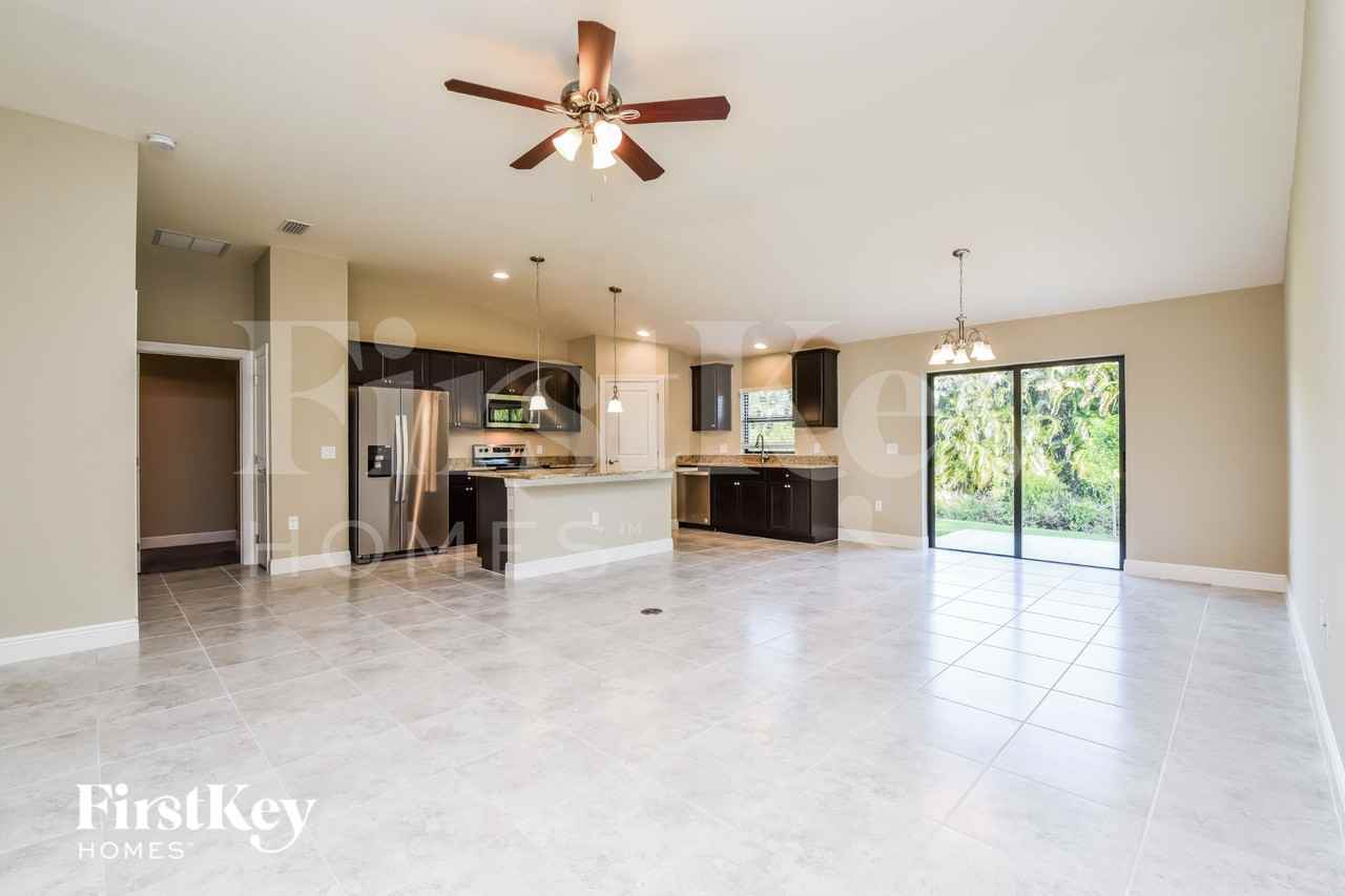 9023 Caloosa Rd - Photo 4 of 15