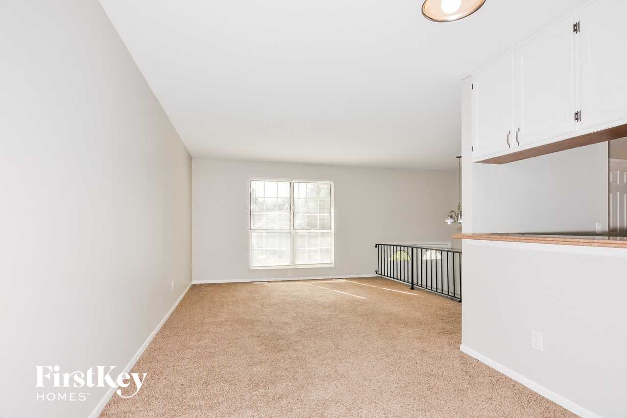 12652 Bay Tree Dr - Photo 4 of 12