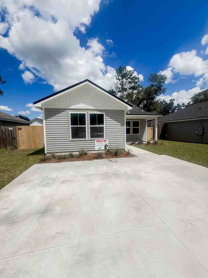 235 Tafflinger Rd #1 - Photo 2 of 26
