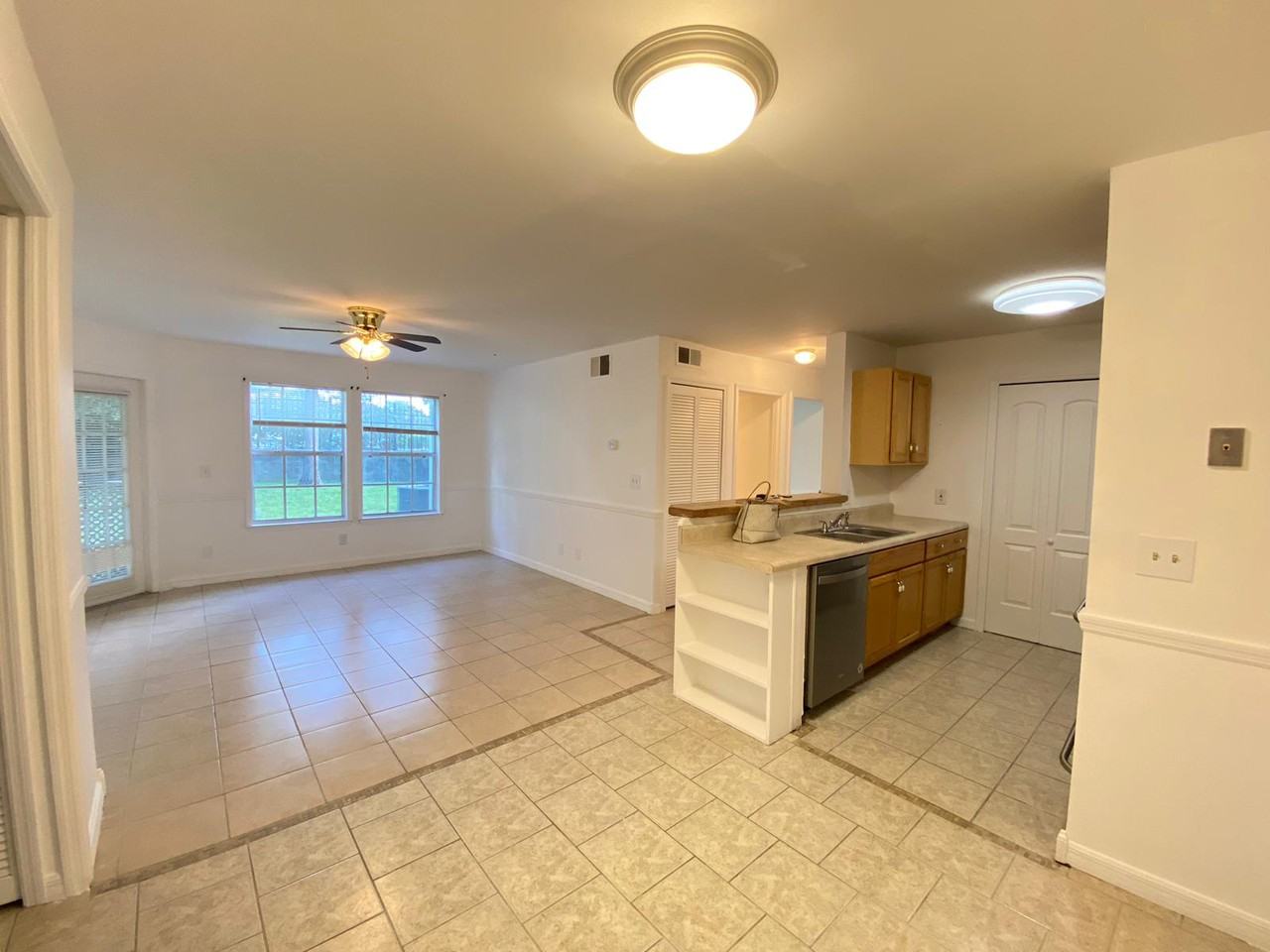 6166 Westgate Dr #1 - Photo 6 of 43