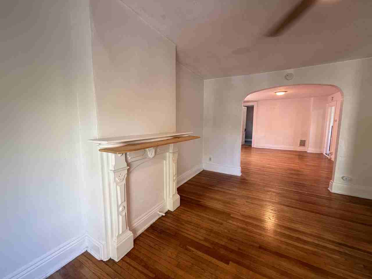 364 Fargo Avenue - 2 - Upper - Photo 3 of 25