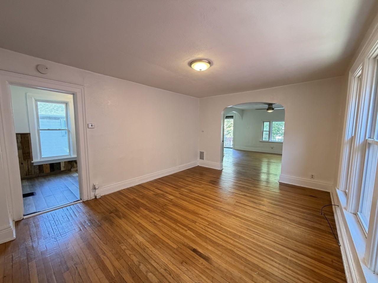 364 Fargo Avenue - 2 - Upper - Photo 6 of 25