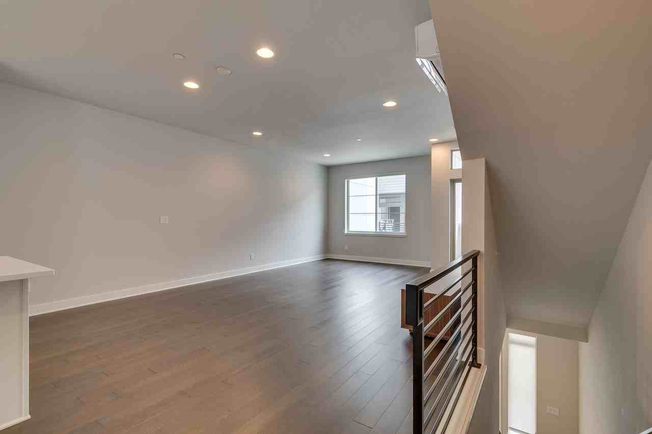 11415 117th Ln Ne #2 - Photo 6 of 25