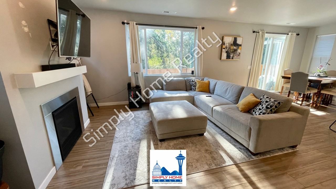 929 Vine Maple St Se - Photo 6 of 45