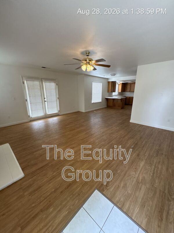 2633 S Maselli St - Photo 3 of 20