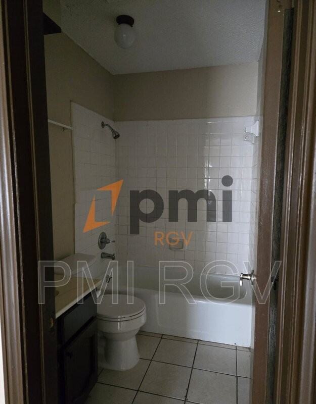 2912 N 29th Ln #3 - Photo 6 of 16