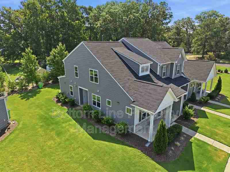 708 Hadstock Path - Photo 3 of 46