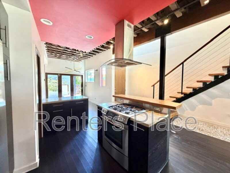 1411 S Rockford Ave - Photo 6 of 23