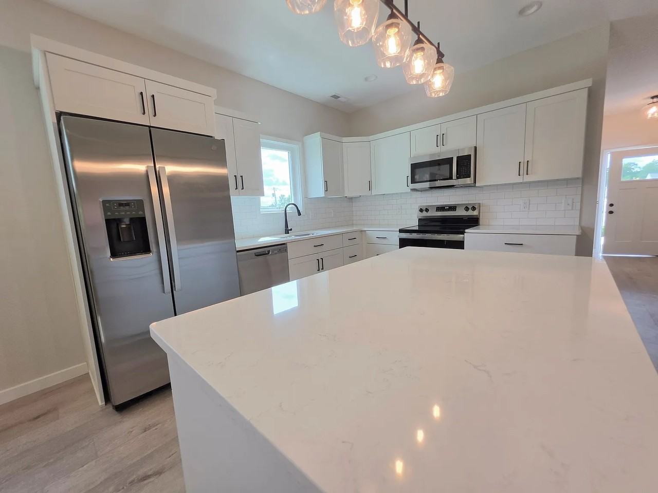 1002 Emilee Ct #1 - Photo 3 of 10