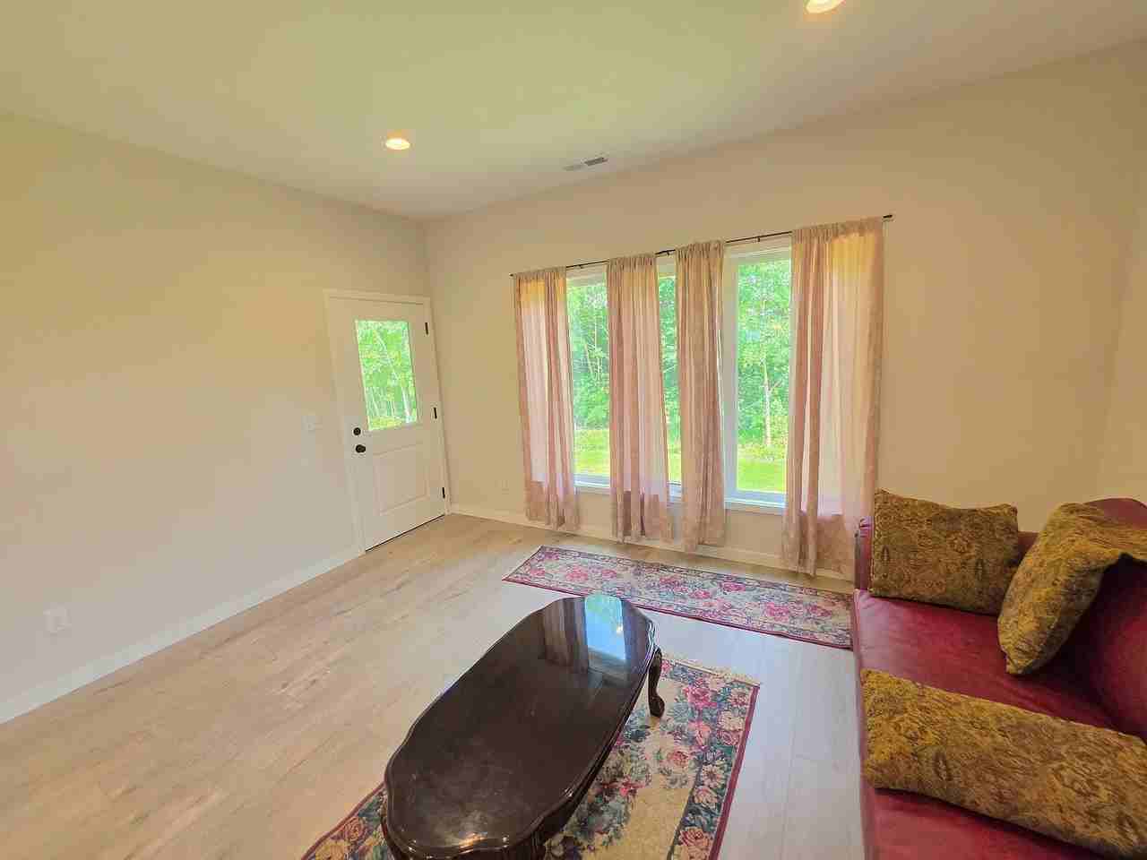 1002 Emilee Ct #1 - Photo 5 of 10