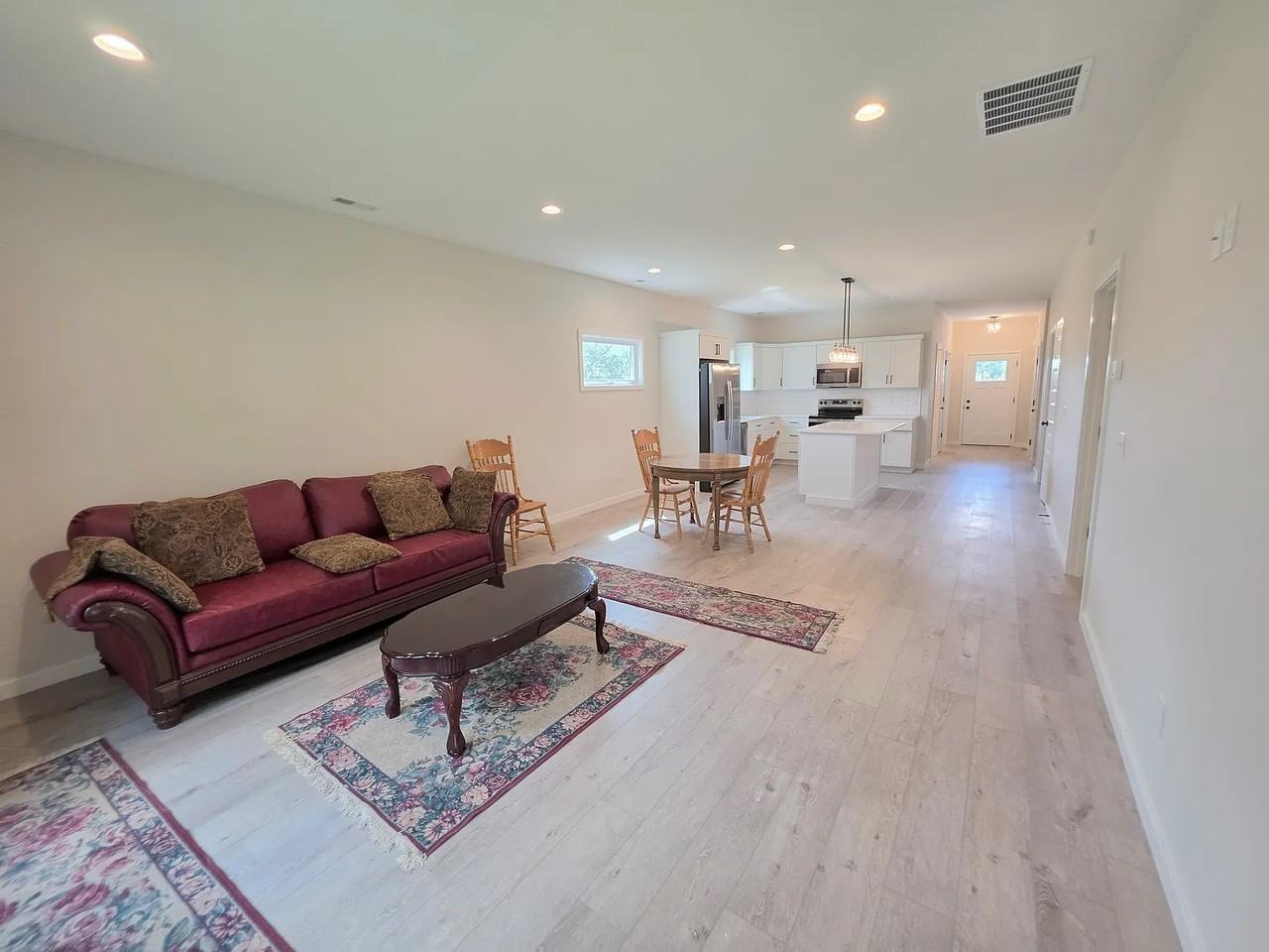 1002 Emilee Ct #1 - Photo 6 of 10
