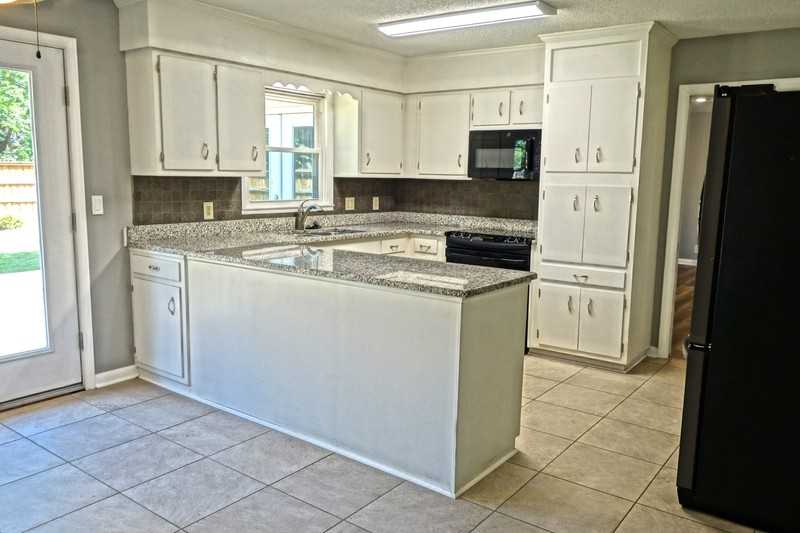 3306 Hastings Rd Sw - Photo 2 of 37