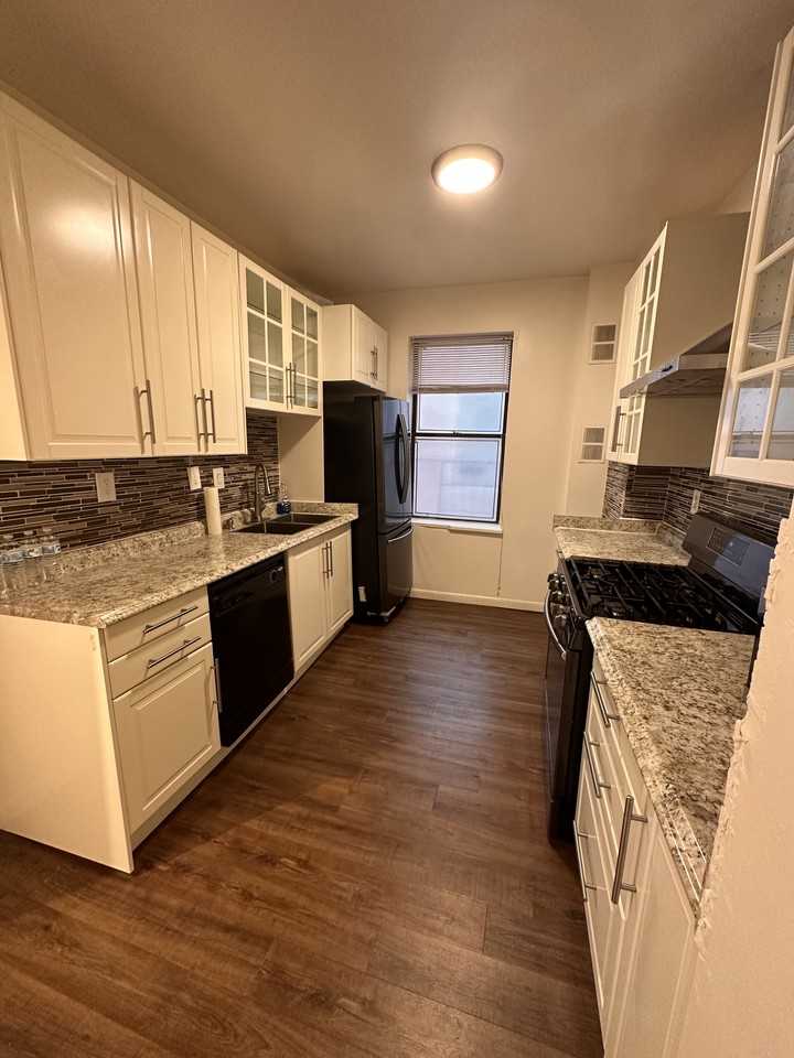 6601 Broadway - D7D7 #D7 - Photo 5 of 13