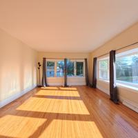 featured image of 61 High St #1