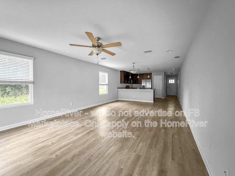 6981 Camfield St - Photo 4 of 19