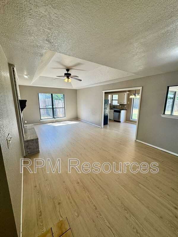 2009 W Rockypoint Dr - Photo 6 of 24