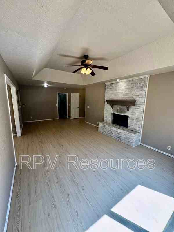 2009 W Rockypoint Dr - Photo 7 of 24