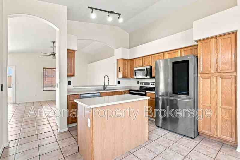 1885 E Palomino Dr - Photo 2 of 27
