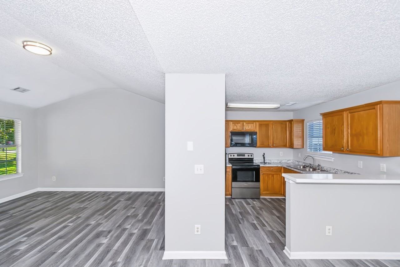 3338 Waggoner Way - Photo 5 of 16