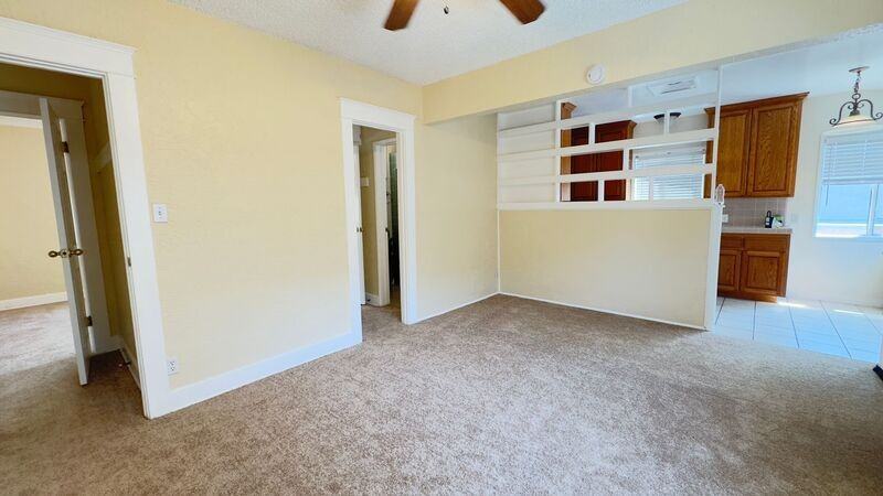 7762 Washington Ave - Photo 4 of 15