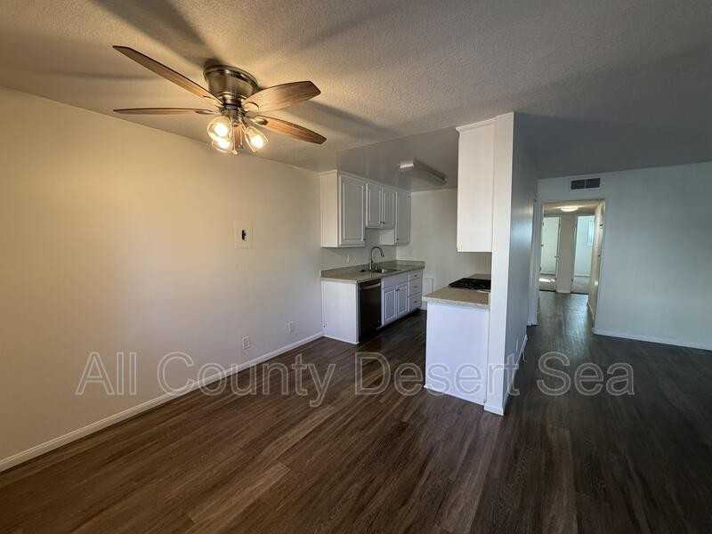 1587 Coriander Dr #B - Photo 3 of 18