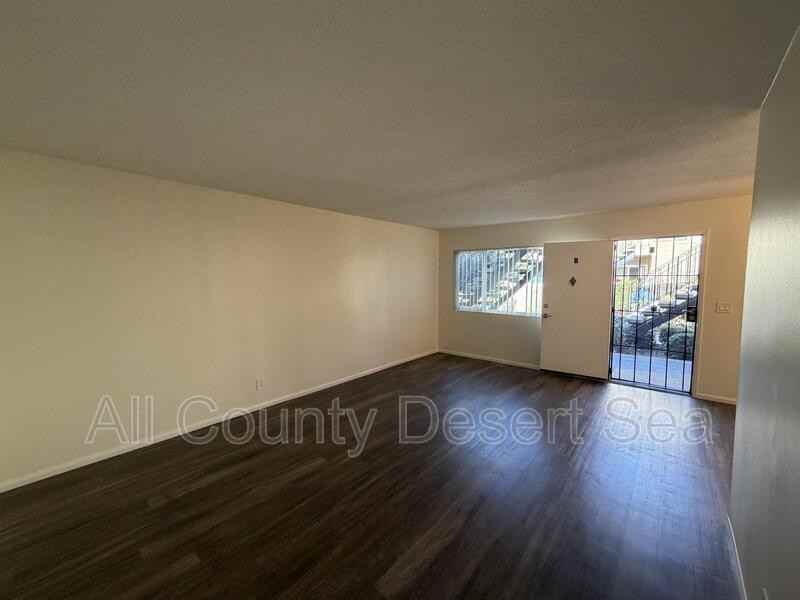 1587 Coriander Dr #B - Photo 6 of 18