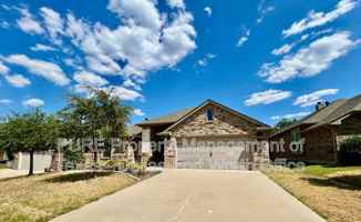 featured image of 1612 Town Creek Cir