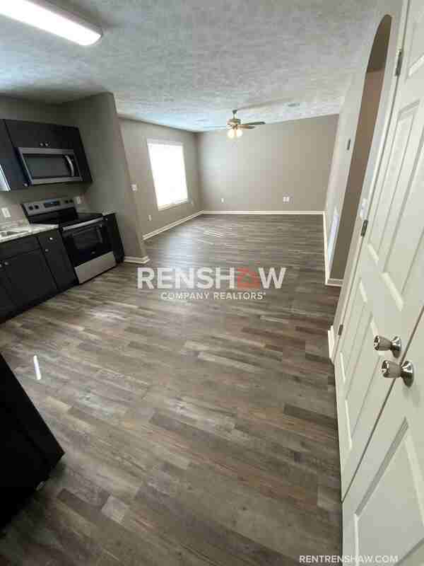 141 Hawthorne Ave - Photo 2 of 9