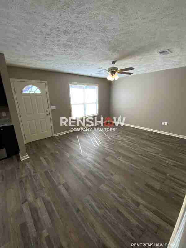 141 Hawthorne Ave - Photo 4 of 9