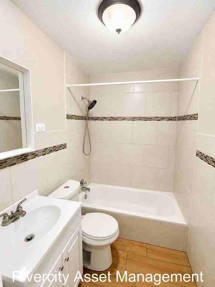 2206 Lyon Ave #2206 - Photo 6 of 7