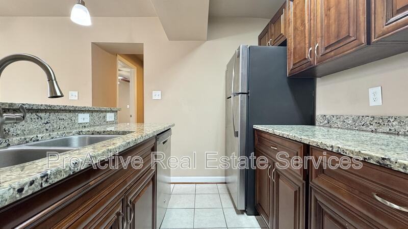 112 W 39th St - Photo 7 of 29