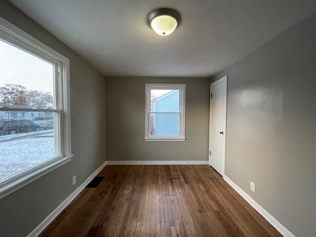 1630 S Jackson St #1 - Photo 4 of 17