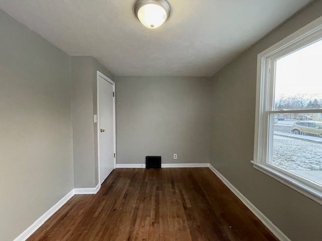 1630 S Jackson St #1 - Photo 5 of 17