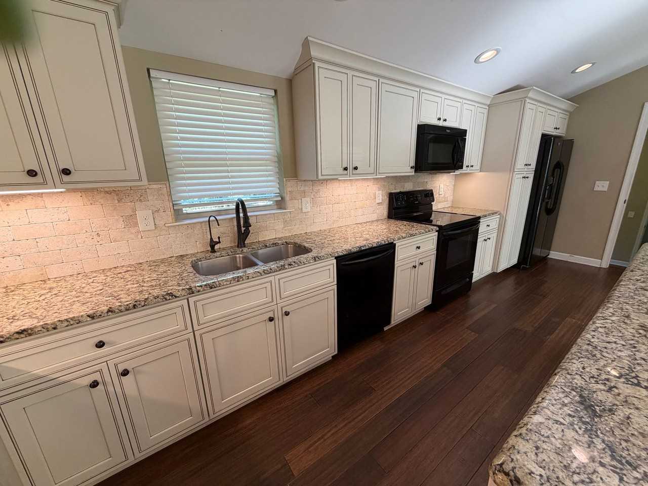 404 Pilch Rd - Photo 6 of 13