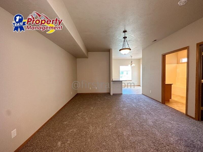 1923 E Wilson Ln #B - Photo 6 of 27