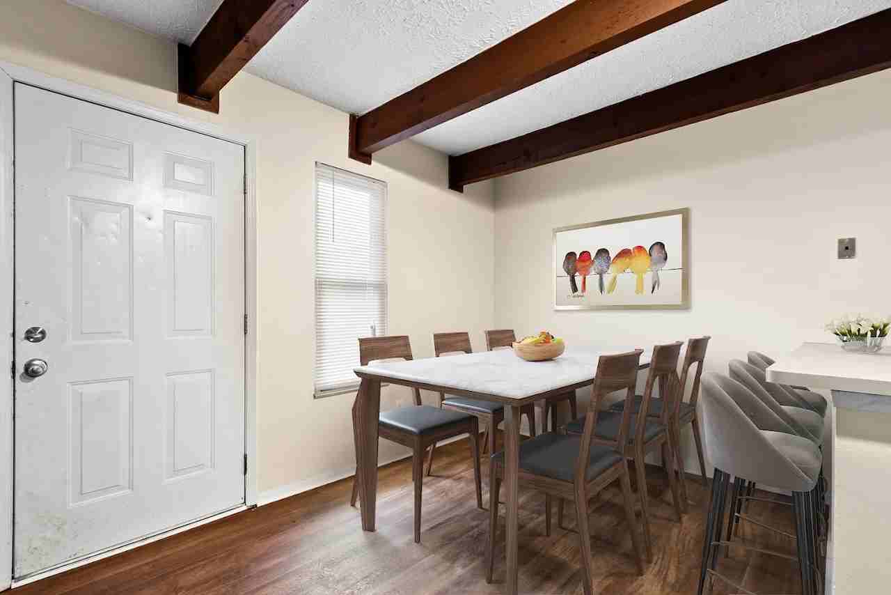 1040 Brooks End Ct #1040 - Photo 3 of 9