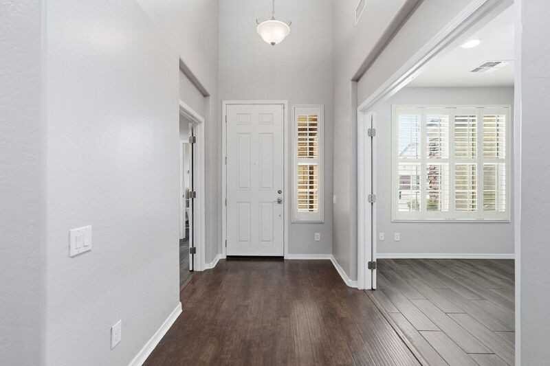 3546 E Ivanhoe St - Photo 5 of 50