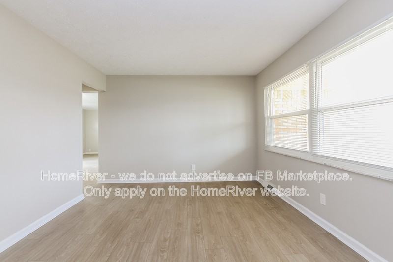 1124 Dukane Ct - Photo 4 of 17