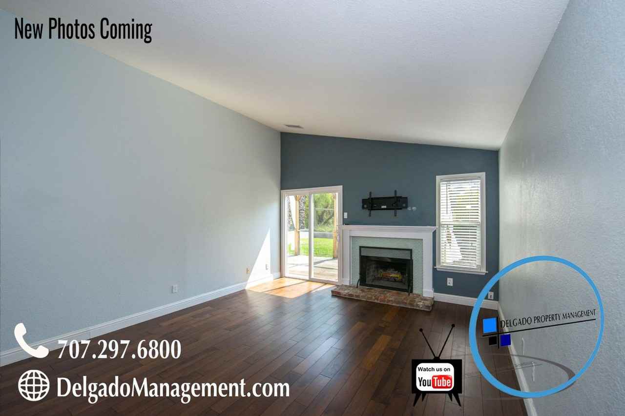 751 New Bedford Ct - Photo 3 of 14
