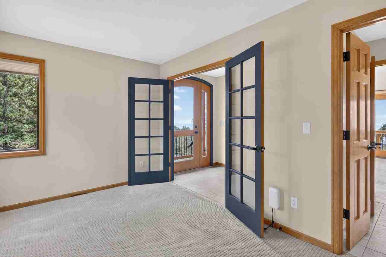 84 Canon View Rd - Photo 5 of 49