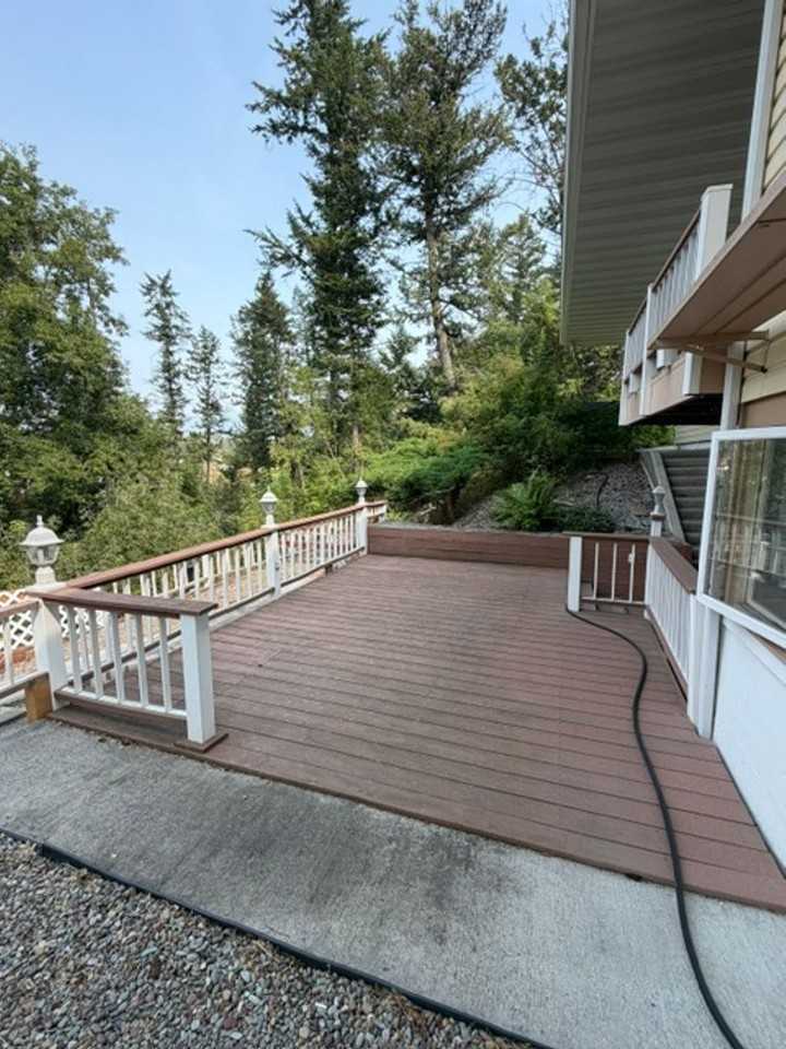 1653 Woodland Ave - Photo 3 of 32