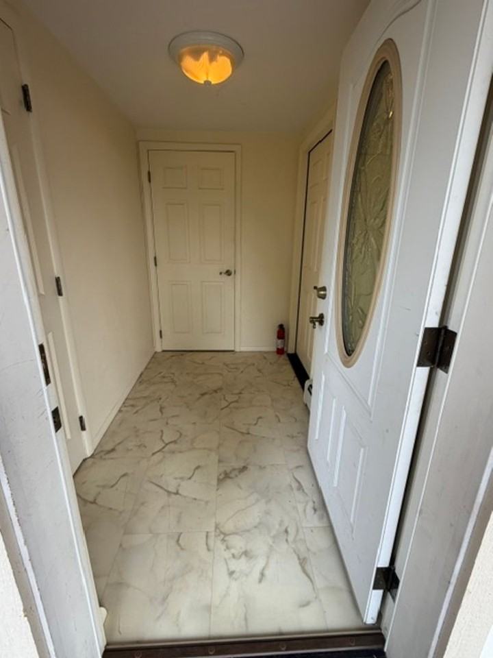 1653 Woodland Ave - Photo 6 of 32