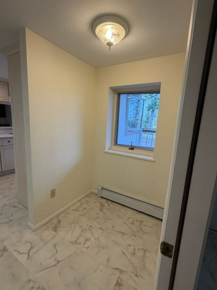 1653 Woodland Ave - Photo 7 of 32