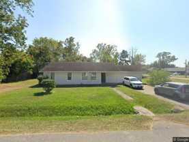 595 Highland Dr - Photo 1 of 1