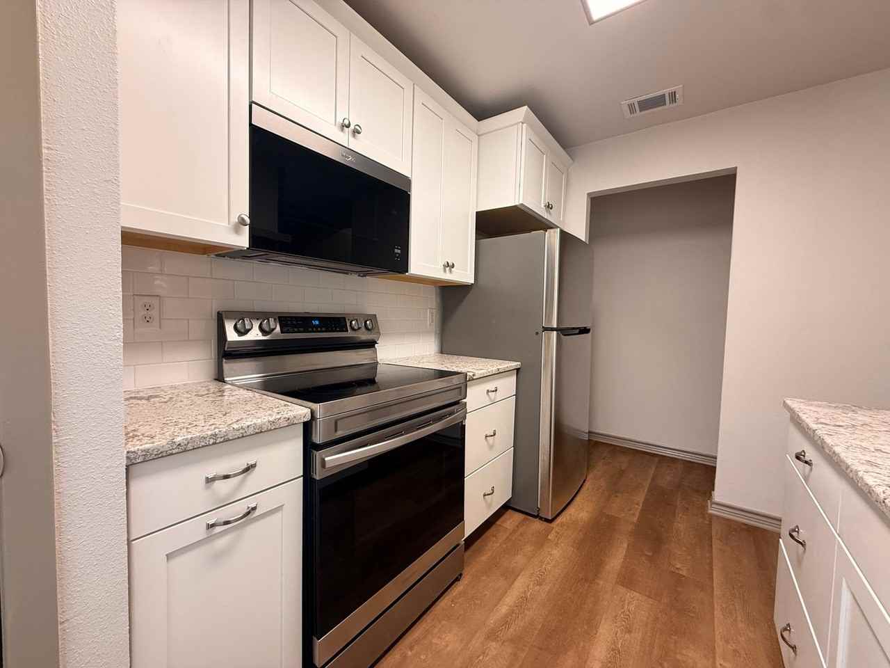 3604 Andrea St - Photo 2 of 24