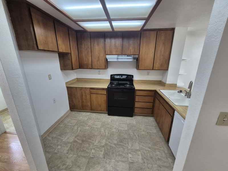 523 Prince Ave #B - Photo 5 of 23