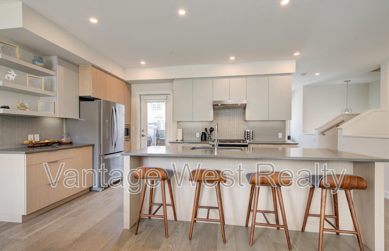 2800 Woodsdale Rd - Photo 2 of 16