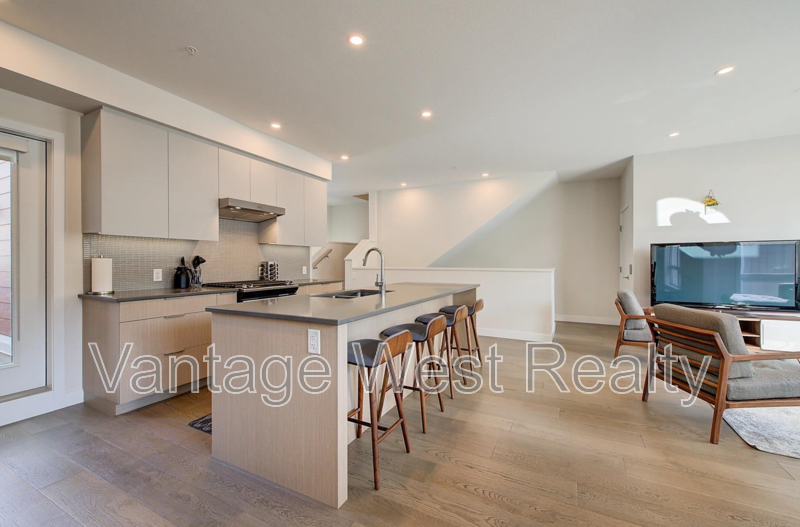 2800 Woodsdale Rd - Photo 5 of 16