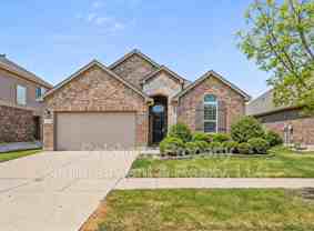 821 Falcon Rd - Photo 1 of 1
