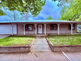 featured image of 1625 High St